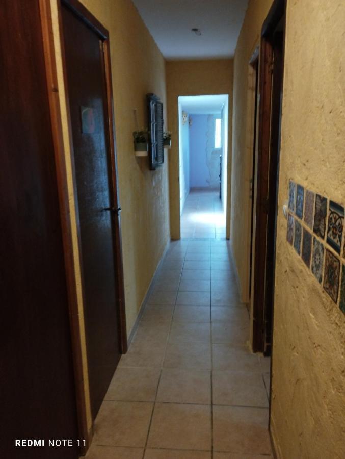 Chambre D Hotes En Provence, Au Pied Du Luberon, Les Coquelicots La Tour-d'Aigues Room photo